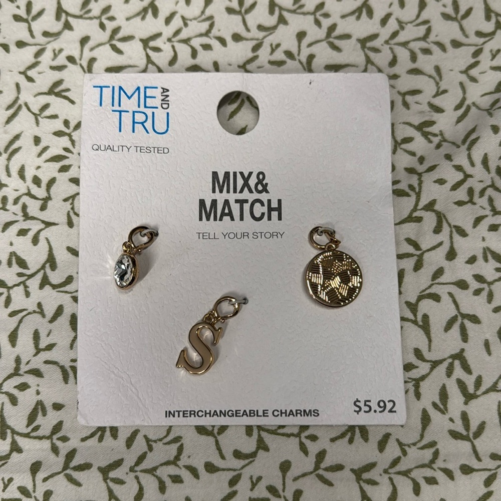 Interchangeable charms